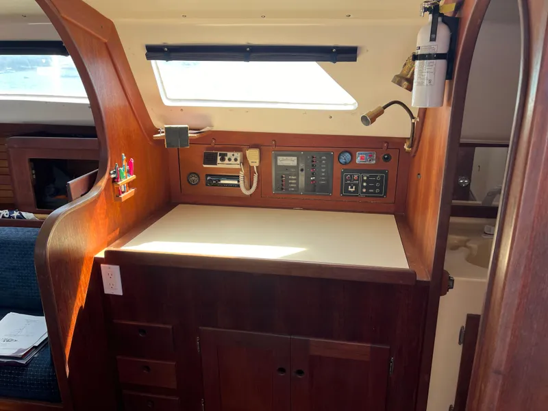 Slide: The Image of Freedom 32 1984 - 36