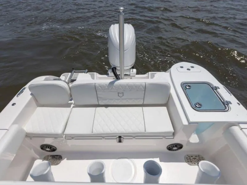 Slide: The Image of Sea Fox 228 Commander 2025 - 59