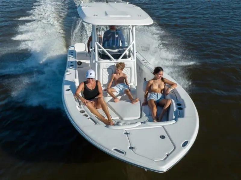 Slide: The Image of Sea Fox 248 Commander 2025 - 63