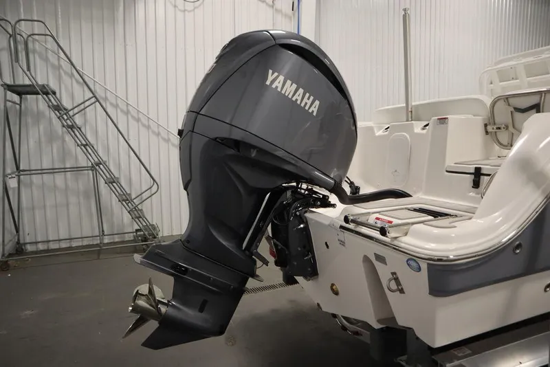 Slide: The Image of Sea Fox 248 Commander 2025 - 52