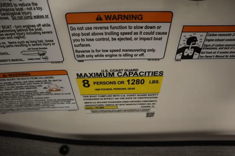 Slide: The Image of Yamaha Boats SX195 2025 capacity warning label, 8 persons or 1280 lbs limit. - 20