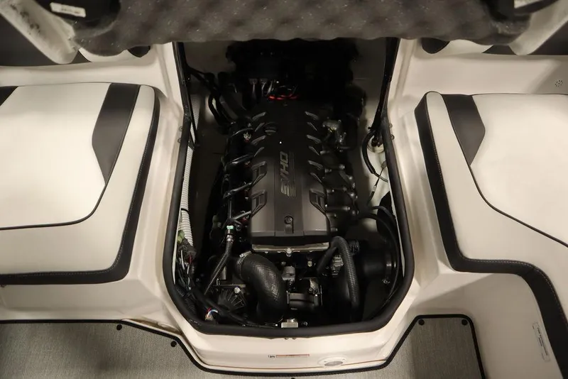 Slide: The Image of 2025 Yamaha Boats 195 SX engine compartment with sleek design and advanced technology. - 41