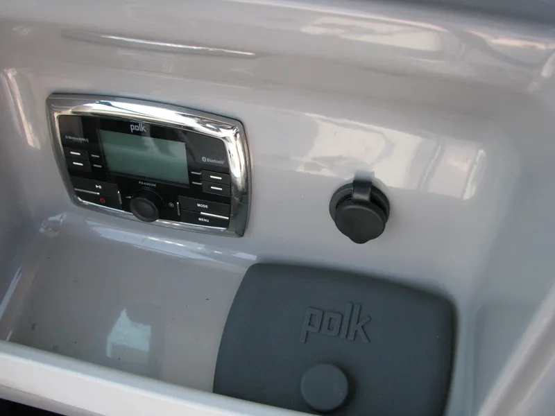 Slide: The Image of 2015 Chaparral Vortex 223 VRX-Surf boat stereo system with Polk audio controls. - 12