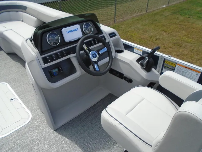 Slide: The Image of Godfrey Sweetwater 2286 SB GTP 27 In. Center Tube Package 2025 - 14