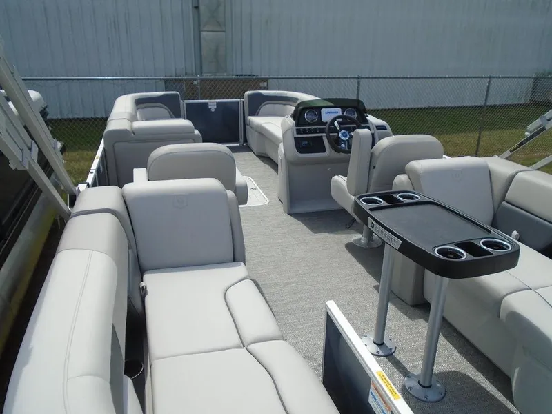 Slide: The Image of Godfrey Sweetwater 2286 SB GTP 27 In. Center Tube Package 2025 - 24