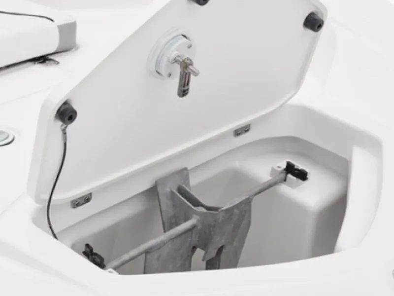 Slide: The Image of Open anchor compartment on 2025 Yamaha Boats 190 FSH Sport. - 49