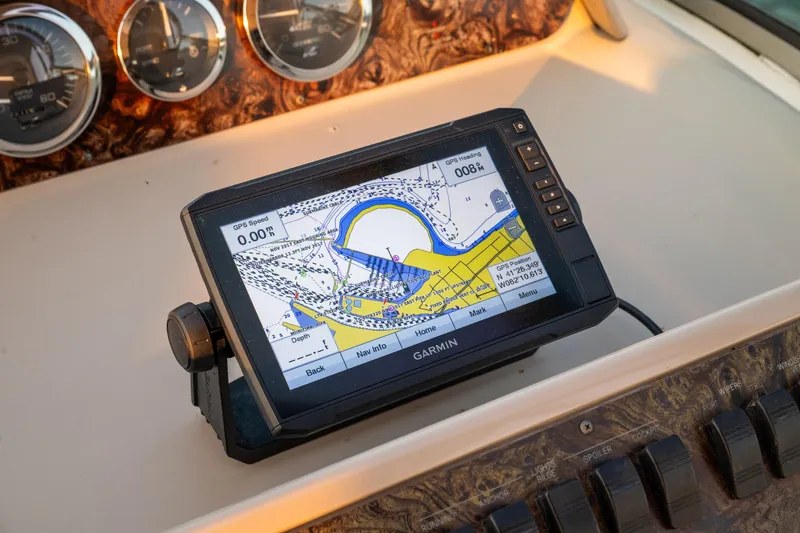Slide: The Image of Garmin Chart Plotter - 28