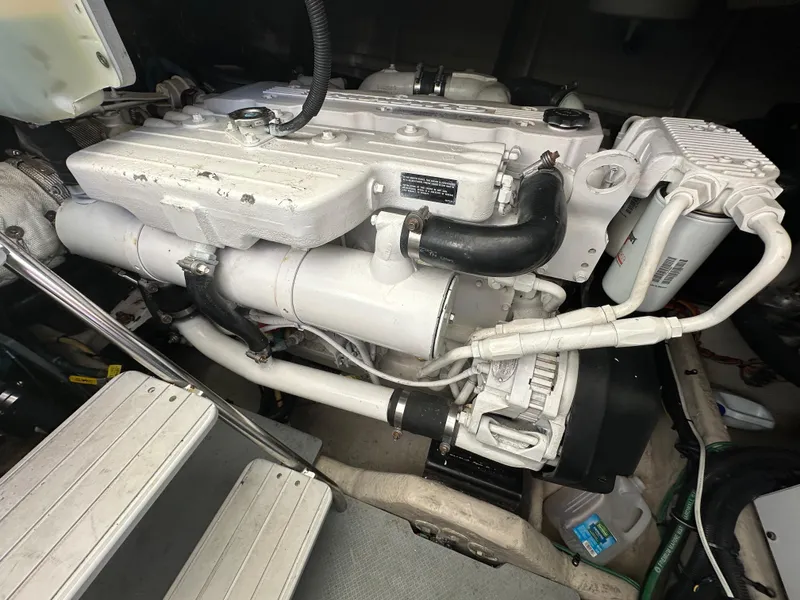 Slide: The Image of Engine of 2011 Meridian 441 Sedan Bridge, detailed view. - 26