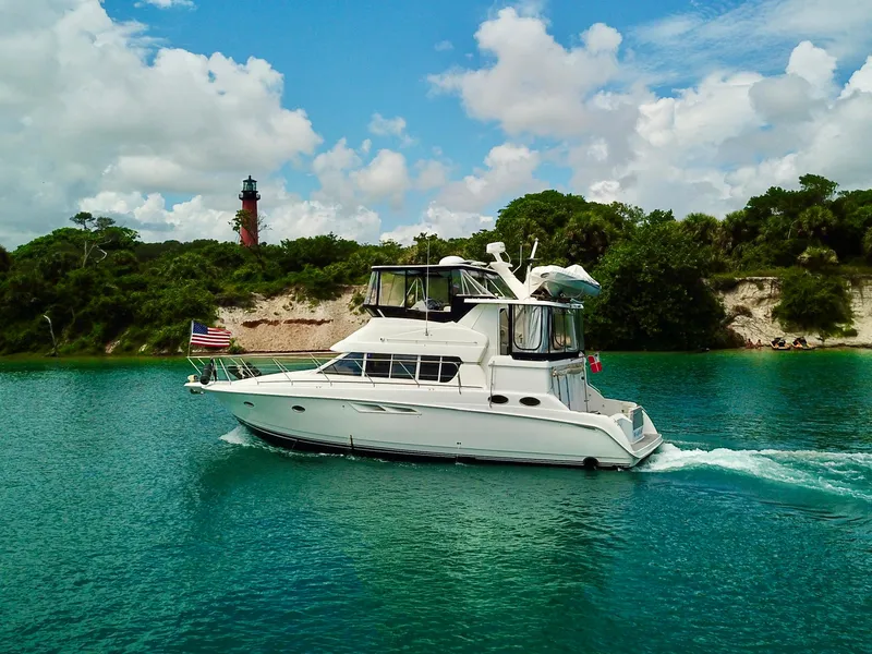 silverton-442-cockpit-motor-yacht-2000-for-sale-marinesource