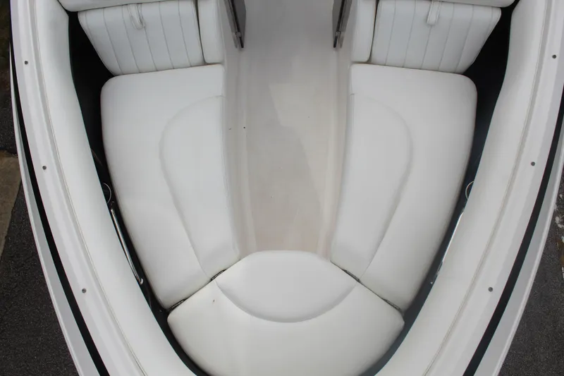 Slide: The Image of Regal 2300 Bowrider 2012 - 16