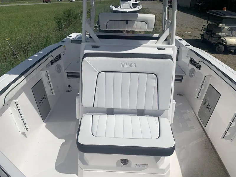 Slide: The Image of Yamaha 222 FSH Sport 2025 - 6