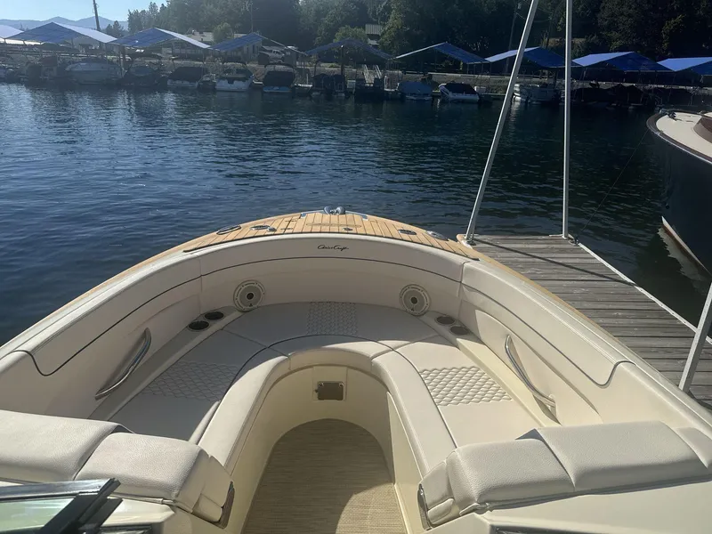 Slide: The Image of Chris-Craft Launch 28 GT 2025 - 11