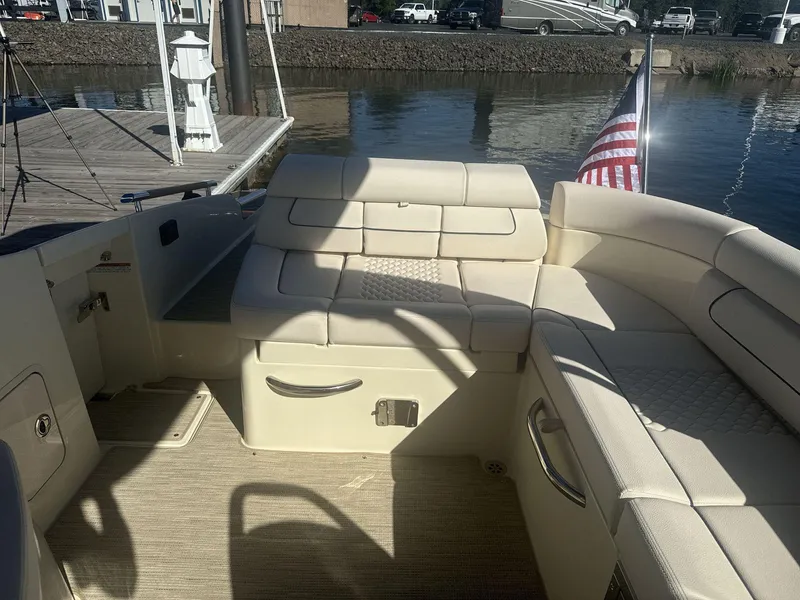 Slide: The Image of Chris-Craft Launch 28 GT 2025 - 18