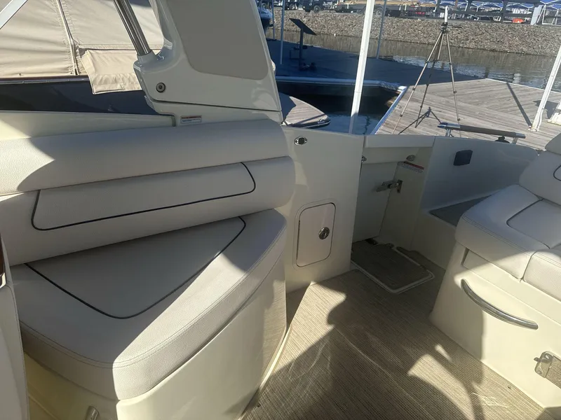 Slide: The Image of Chris-Craft Launch 28 GT 2025 - 19