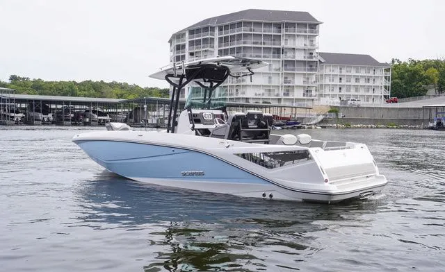 Slide: The Image of Scarab 255 Open SE 2025 - 3