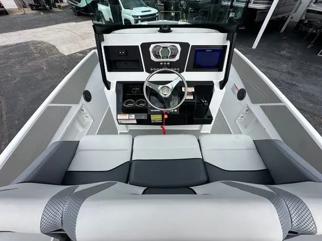 Slide: The Image of Scarab 255 Open SE 2025 - 7