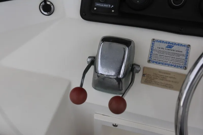 Slide: The Image of Luhrs 342 Convertible 1990 - 21