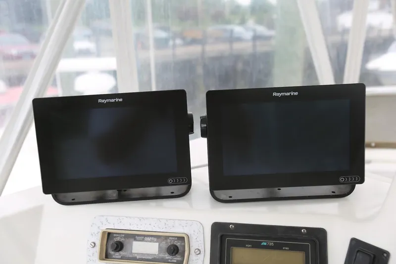 Slide: The Image of Luhrs 342 Convertible 1990 - 23