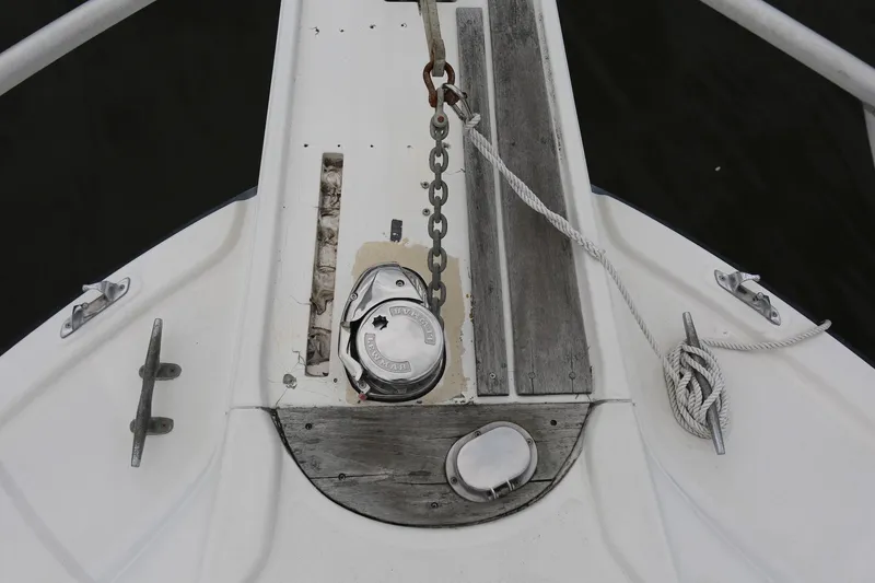 Slide: The Image of Luhrs 342 Convertible 1990 - 28