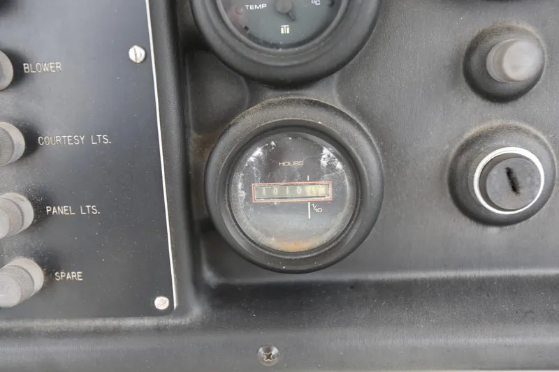 Slide: The Image of Luhrs 342 Convertible 1990 - 35