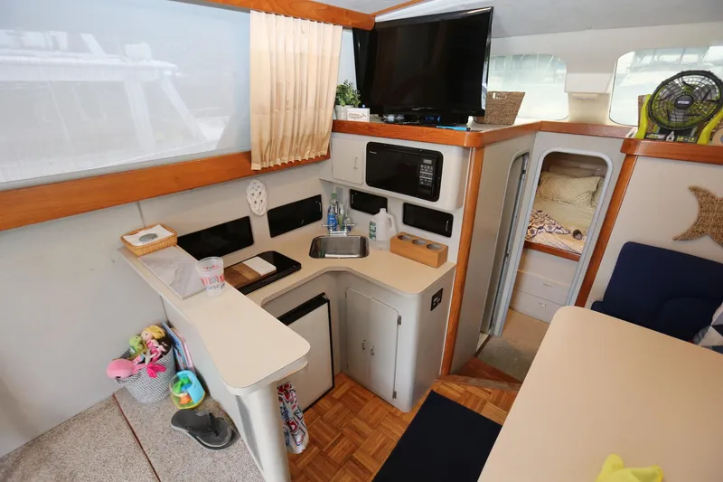 Slide: The Image of Luhrs 342 Convertible 1990 - 41