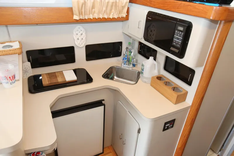 Slide: The Image of Luhrs 342 Convertible 1990 - 43