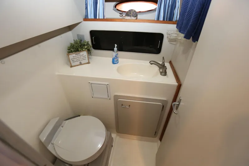 Slide: The Image of Luhrs 342 Convertible 1990 - 56