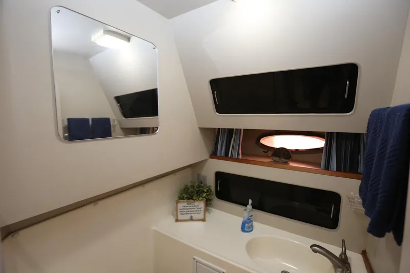 Slide: The Image of Luhrs 342 Convertible 1990 - 58