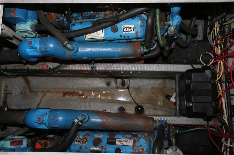 Slide: The Image of Luhrs 342 Convertible 1990 - 61