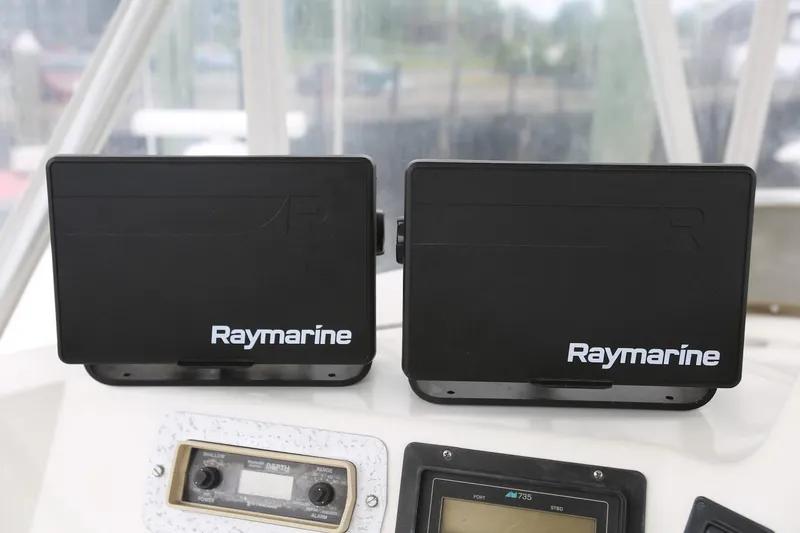 Slide: The Image of Luhrs 342 Convertible 1990 - 8