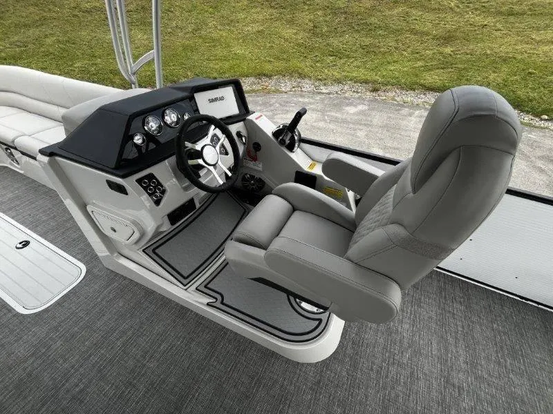 Slide: The Image of Crest Caribbean 250 USD 2025 - 46