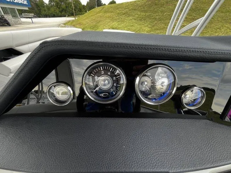 Slide: The Image of Crest Caribbean 250 USD 2025 - 53