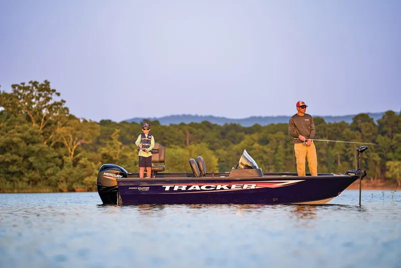 Slide: The Image of Tracker Pro Guide V-16 SC 2025 - 79