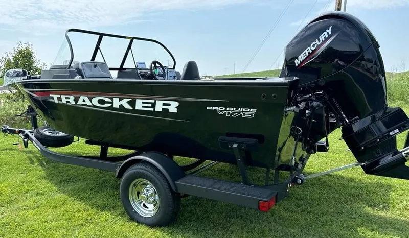 Slide: The Image of 2025 Tracker Pro Guide V-175 Combo boat with Mercury engine on trailer. - 4