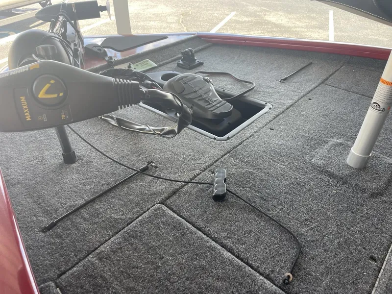 Slide: The Image of 2025 Tracker Pro Team 195 Tournament Edition boat deck with trolling motor. - 7