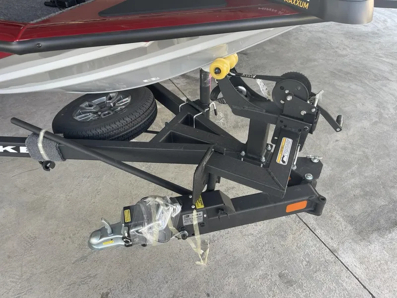 Slide: The Image of 2025 Tracker Pro Team 195 Tournament Edition boat trailer hitch and winch system. - 9