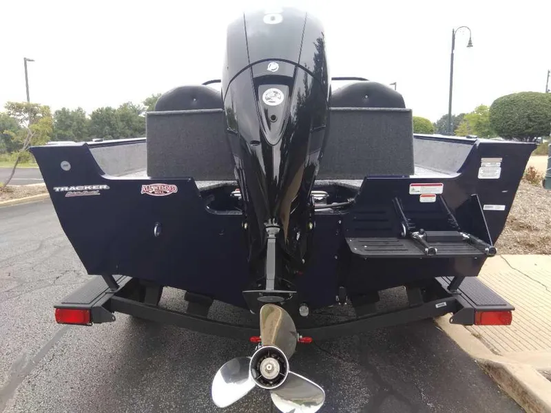 Slide: The Image of Tracker Pro Guide V-175 Combo 2025 - 66