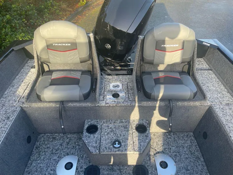 Slide: The Image of Tracker Pro Guide V-175 Combo 2025 - 63