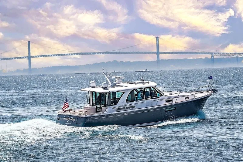 Slide: The Image of S43 Main Photo - 0