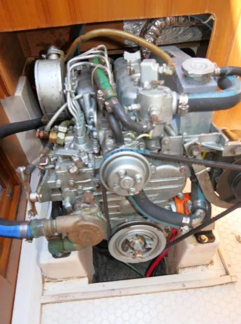 Slide: The Image of Catalina 36 MkII 1995 - 50
