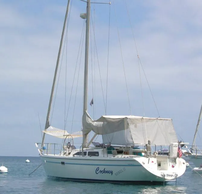 Slide: The Image of Catalina 36 MkII 1995 - 54