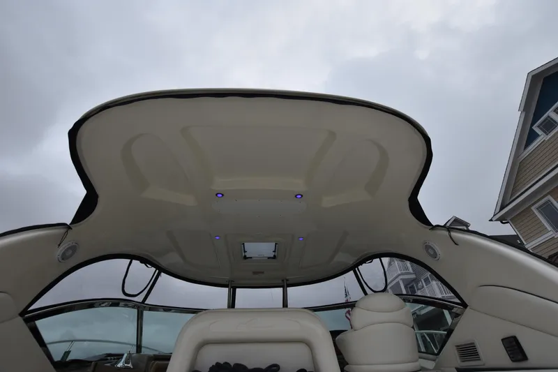 Slide: The Image of Sea Ray 420 Sundancer 2005 - 51