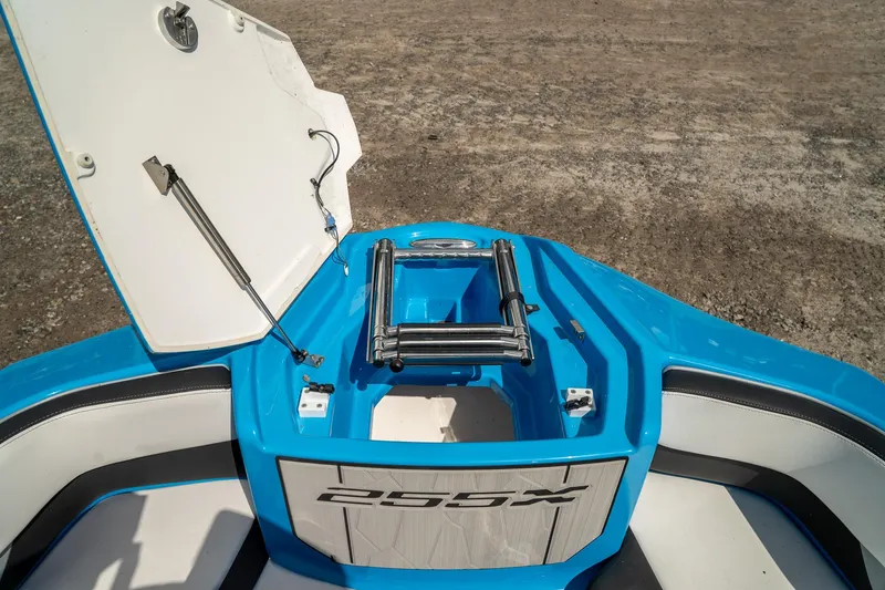 Slide: The Image of Yamaha 255XD 2023 - 10