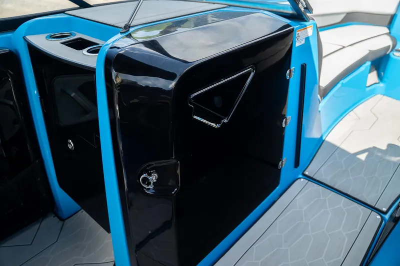 Slide: The Image of Yamaha 255XD 2023 - 16