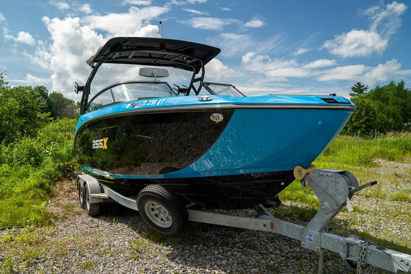 Slide: The Image of Yamaha 255XD 2023 - 3