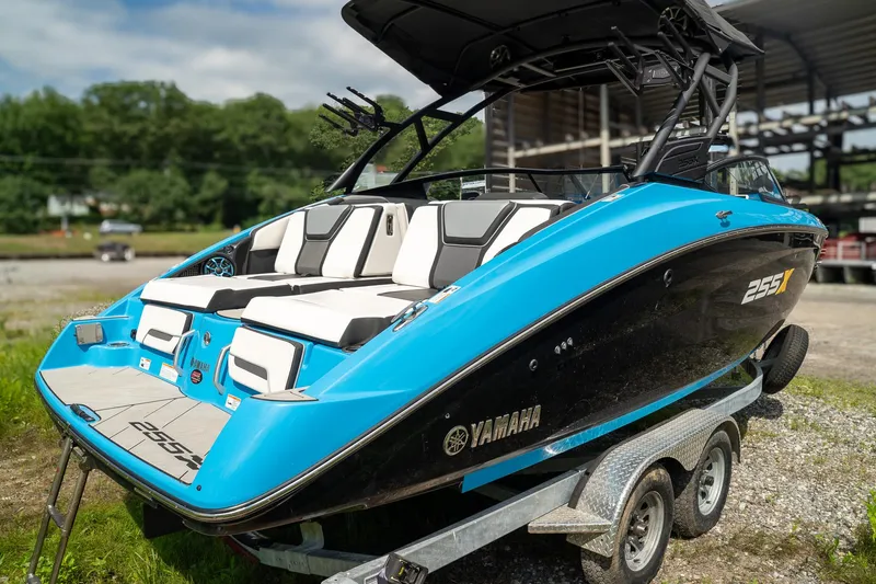 Slide: The Image of Yamaha 255XD 2023 - 5