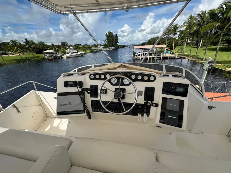 Slide: The Image of Silverton 392 Motor Yacht 1997 - 21