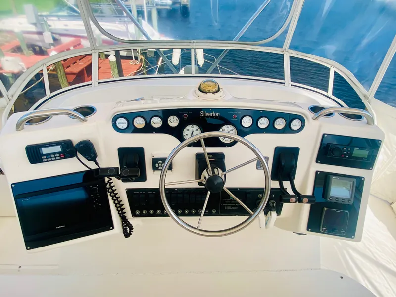 Slide: The Image of Silverton 392 Motor Yacht 1997 - 22