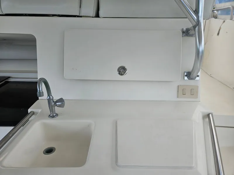 Slide: The Image of Silverton 392 Motor Yacht 1997 - 33