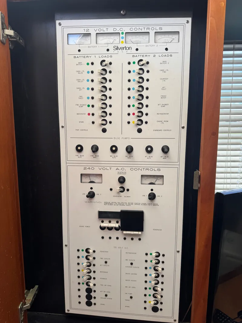 Slide: The Image of Silverton 392 Motor Yacht 1997 - 49